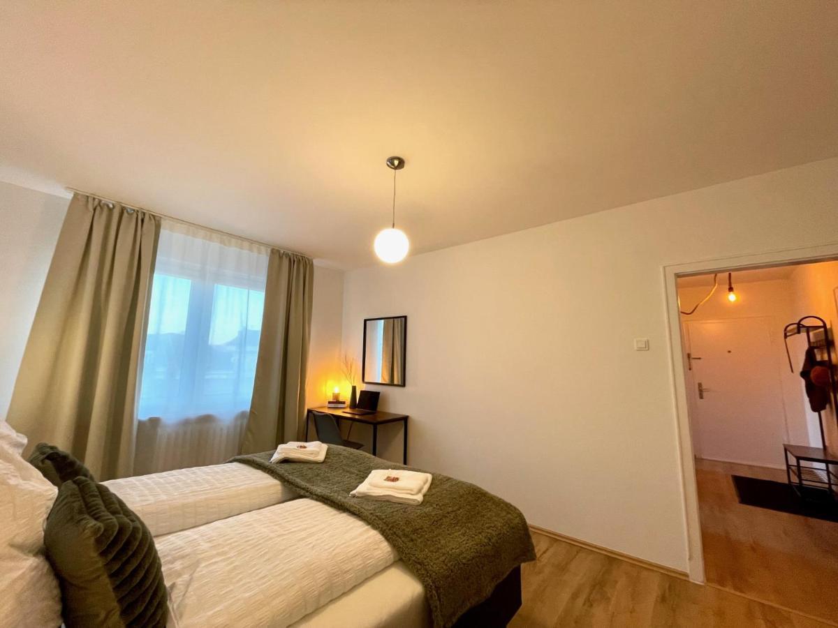 Downtown Apartment By Ninja Spaces - Kingsize-Bett, Kueche, Netflix, Terrasse Βούρπεταλ Εξωτερικό φωτογραφία