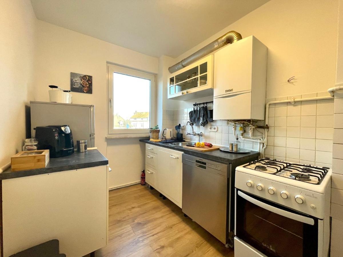 Downtown Apartment By Ninja Spaces - Kingsize-Bett, Kueche, Netflix, Terrasse Βούρπεταλ Εξωτερικό φωτογραφία