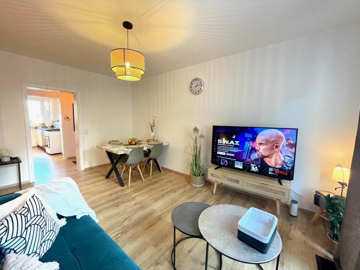 Downtown Apartment By Ninja Spaces - Kingsize-Bett, Kueche, Netflix, Terrasse Βούρπεταλ Εξωτερικό φωτογραφία